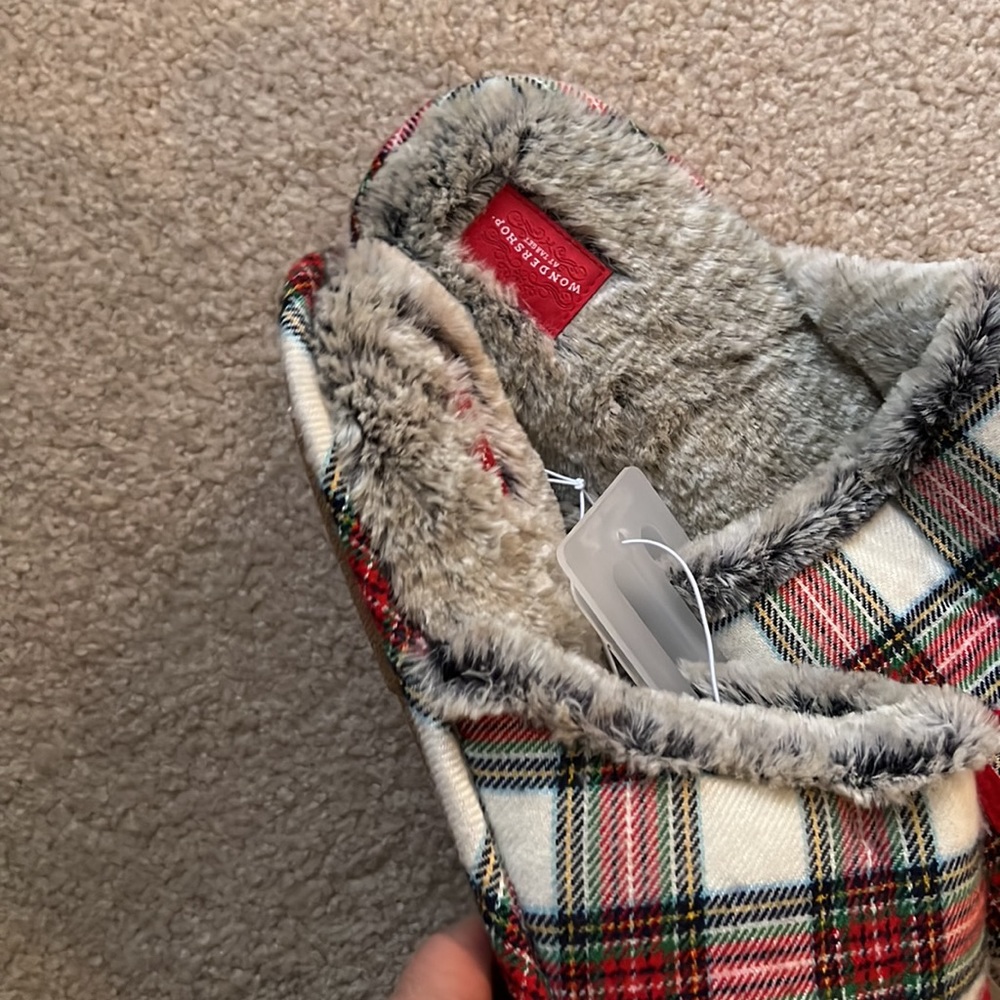 New Winter Slipper’s - Picture 2 of 7